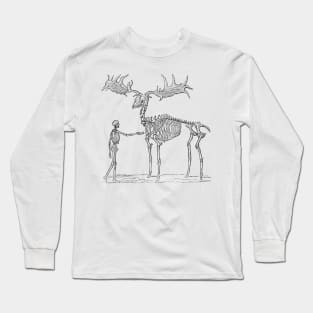 giant deer skeleton Long Sleeve T-Shirt